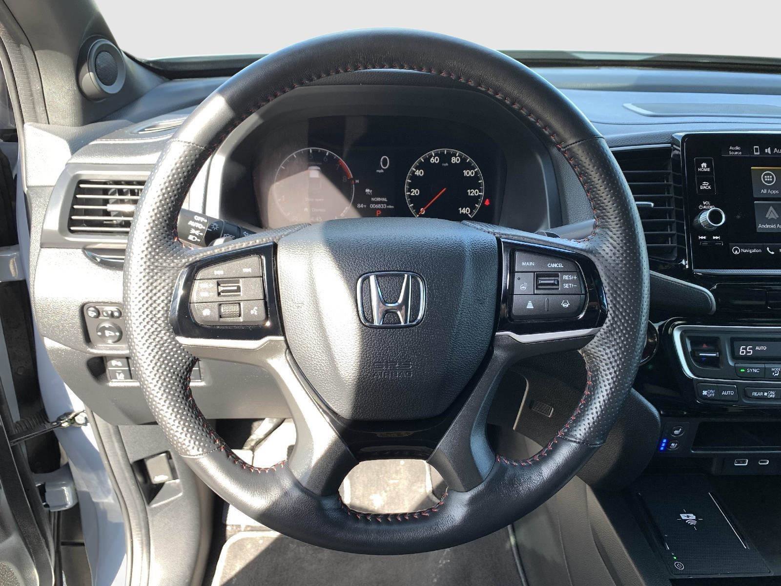 Certified 2024 Honda Ridgeline Black Edition image 16