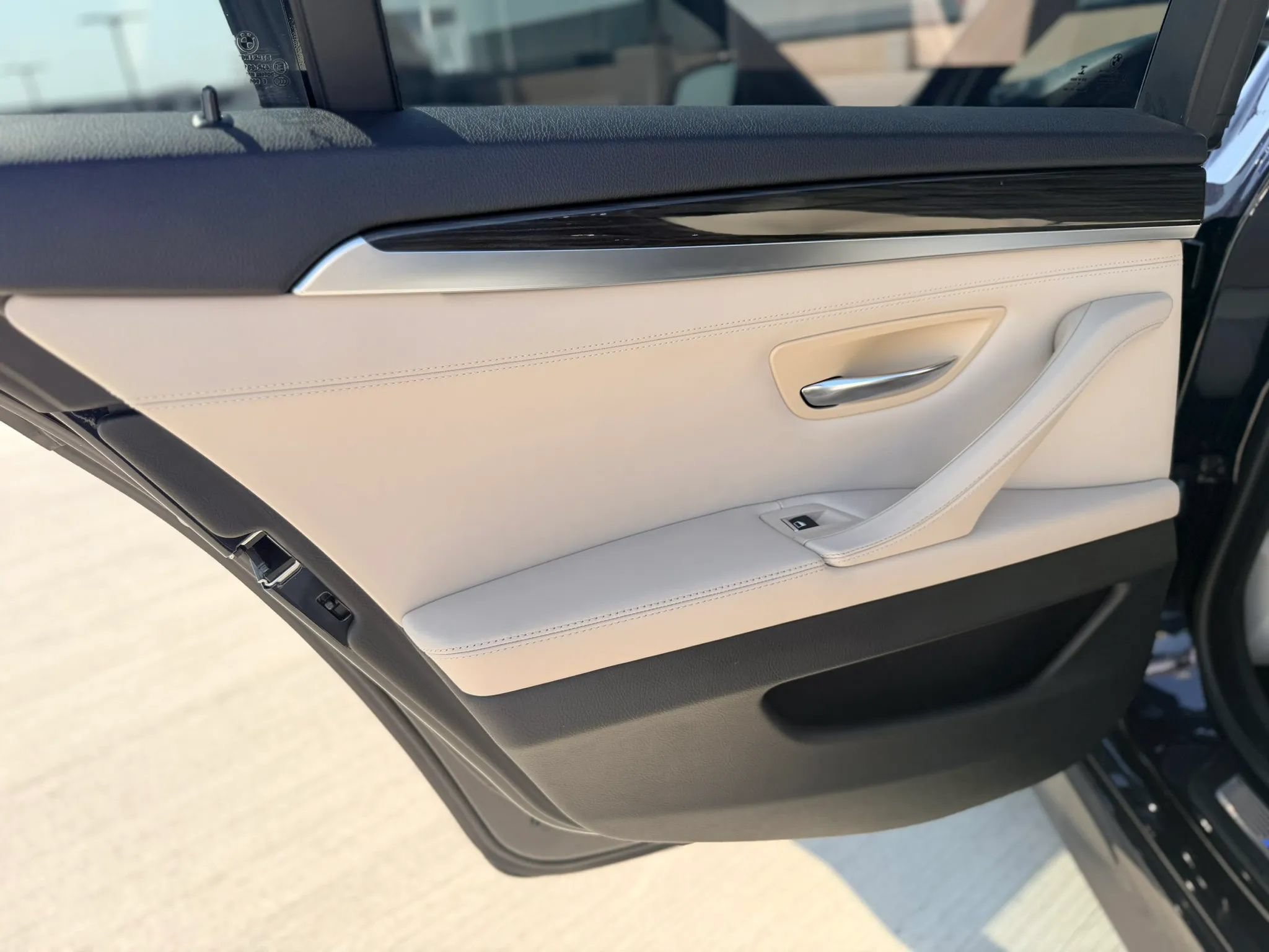 Used 2016 BMW 535i Sedan RWD image 13