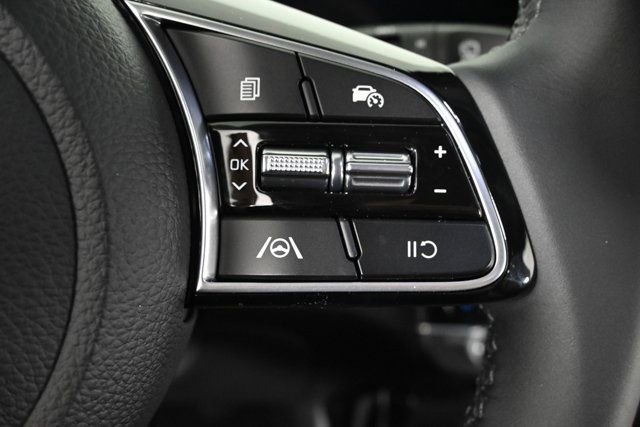 Certified 2025 Kia Seltos EX image 22