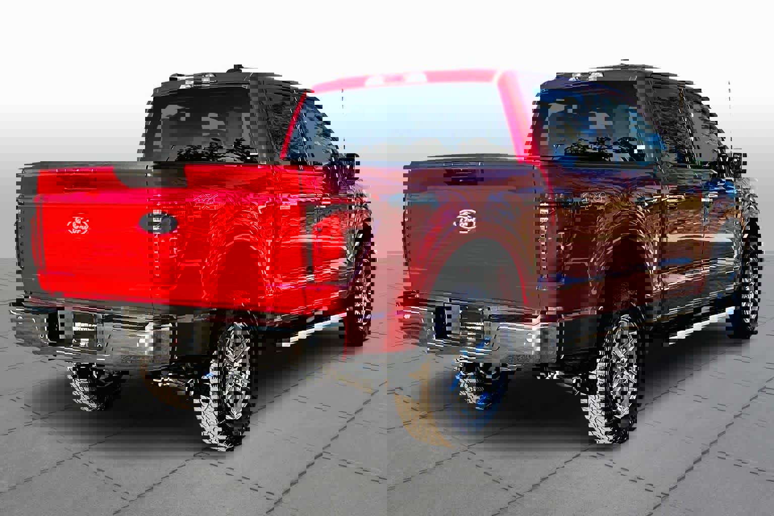 Used 2025 Ford F150 XLT w/ Equipment Group 301A Standard image 12