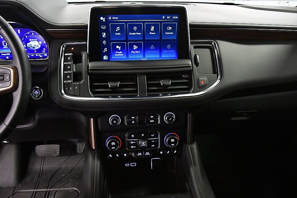 Used 2024 Chevrolet Suburban High Country AWD/4WD image 24