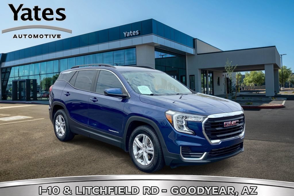 Used 2022 GMC Terrain SLE w/ Driver Convenience Package FWD image 1