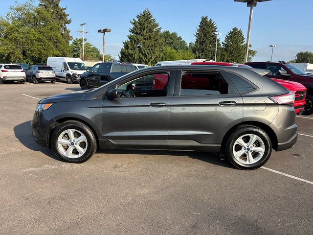 Used 2017 Ford Edge SE AWD/4WD image 3