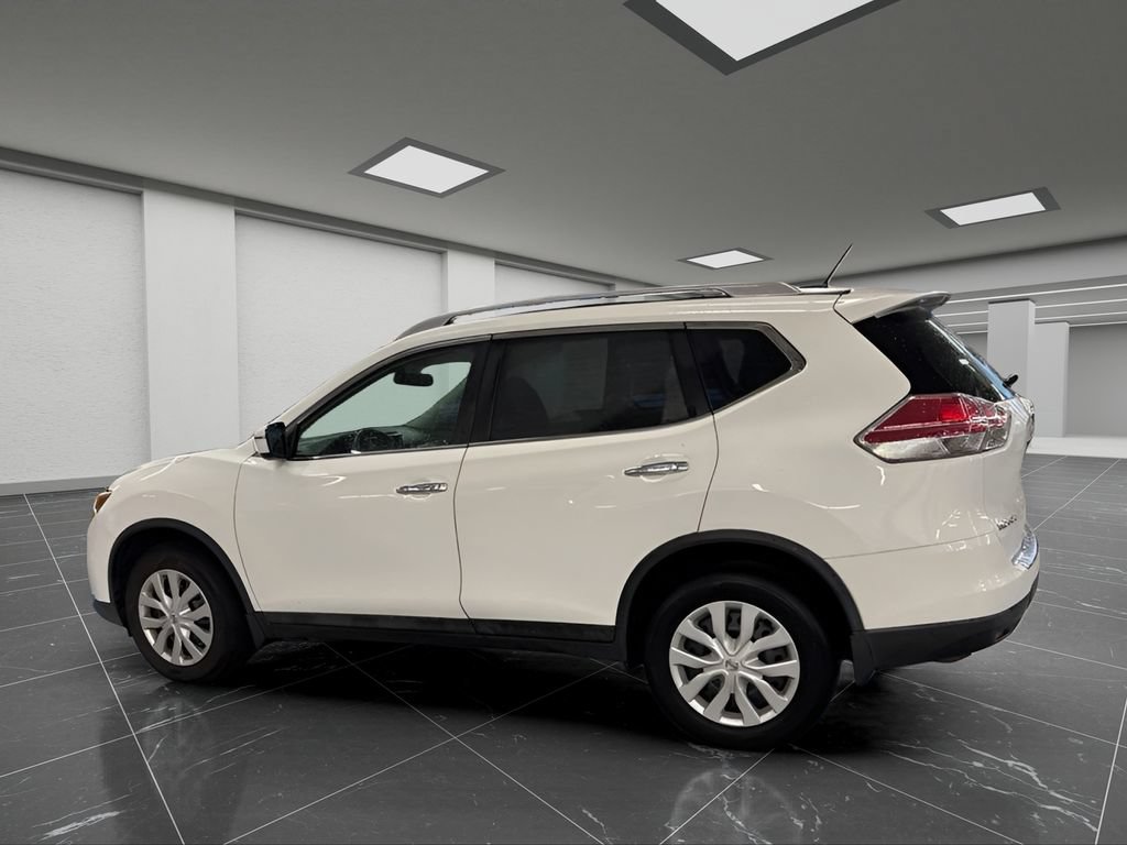 Used 2016 Nissan Rogue S w/ Appearance Package AWD/4WD image 5