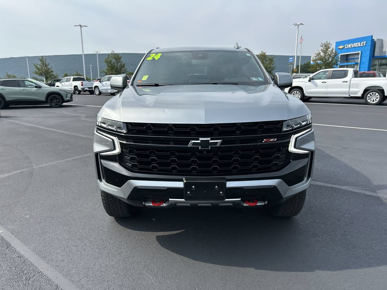 Used 2024 Chevrolet Tahoe Z71 w/ Luxury Package AWD/4WD video 2