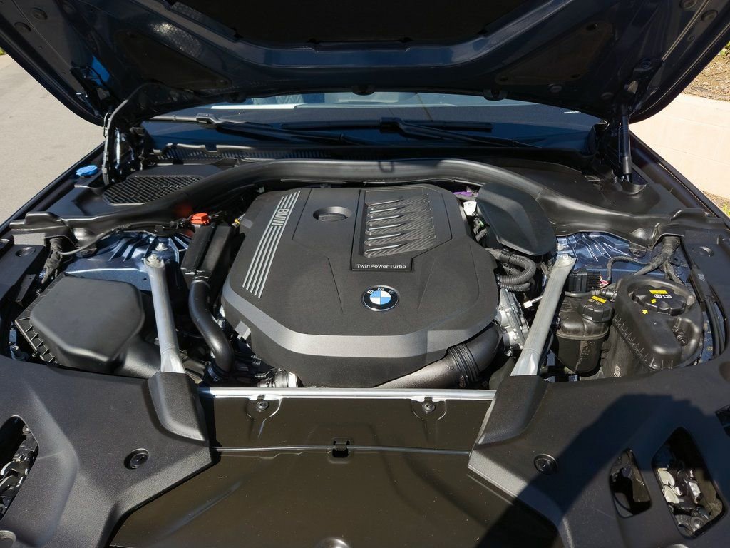 Used 2023 BMW 540i w/ M Sport Package image 26