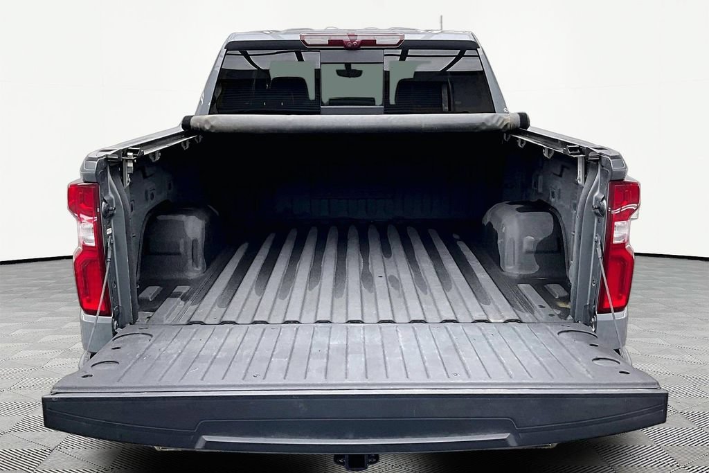 Used 2021 Chevrolet Silverado 1500 High Country w/ Technology Package AWD/4WD image 18