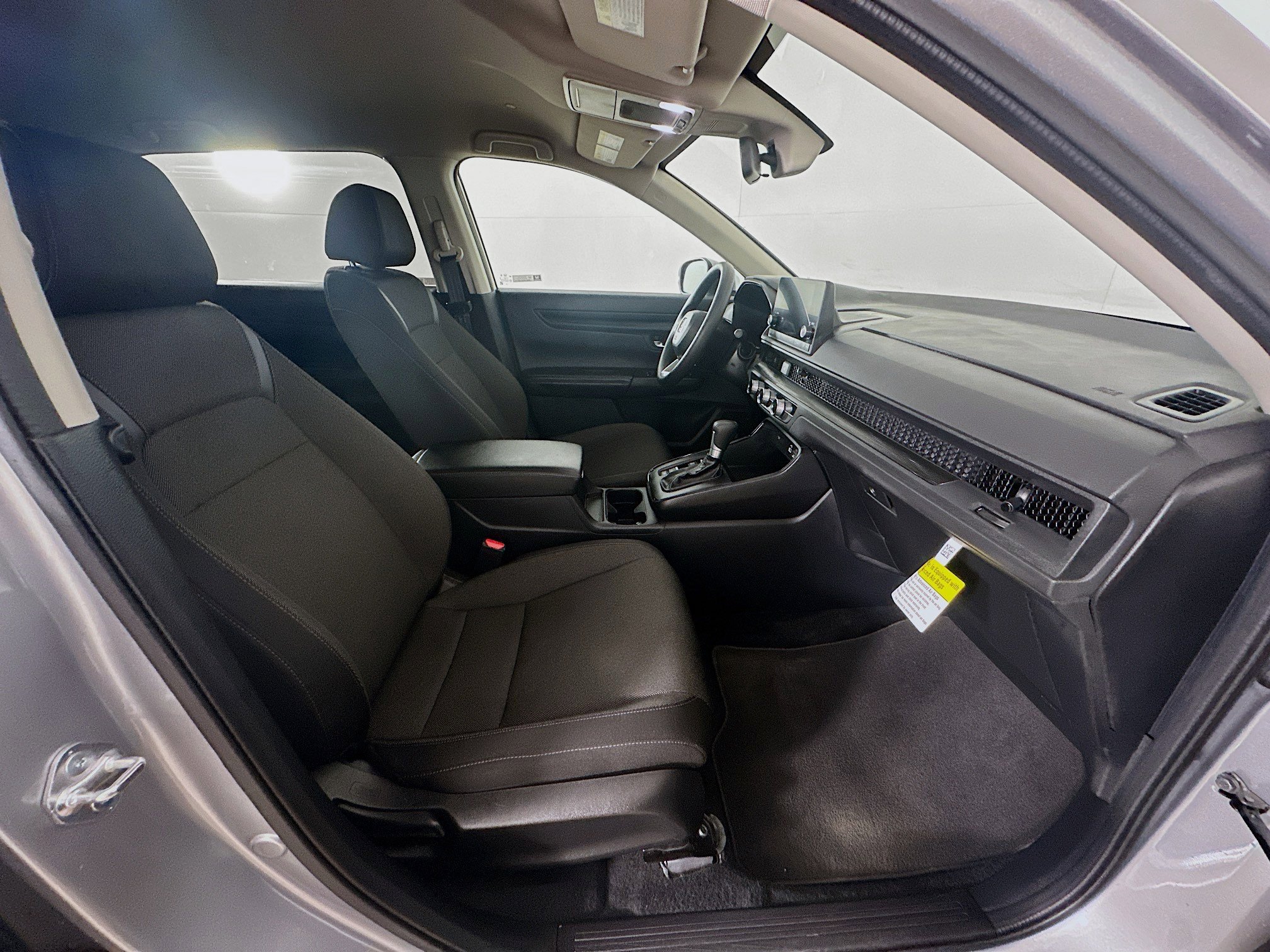 Used 2025 Honda CR-V LX image 29