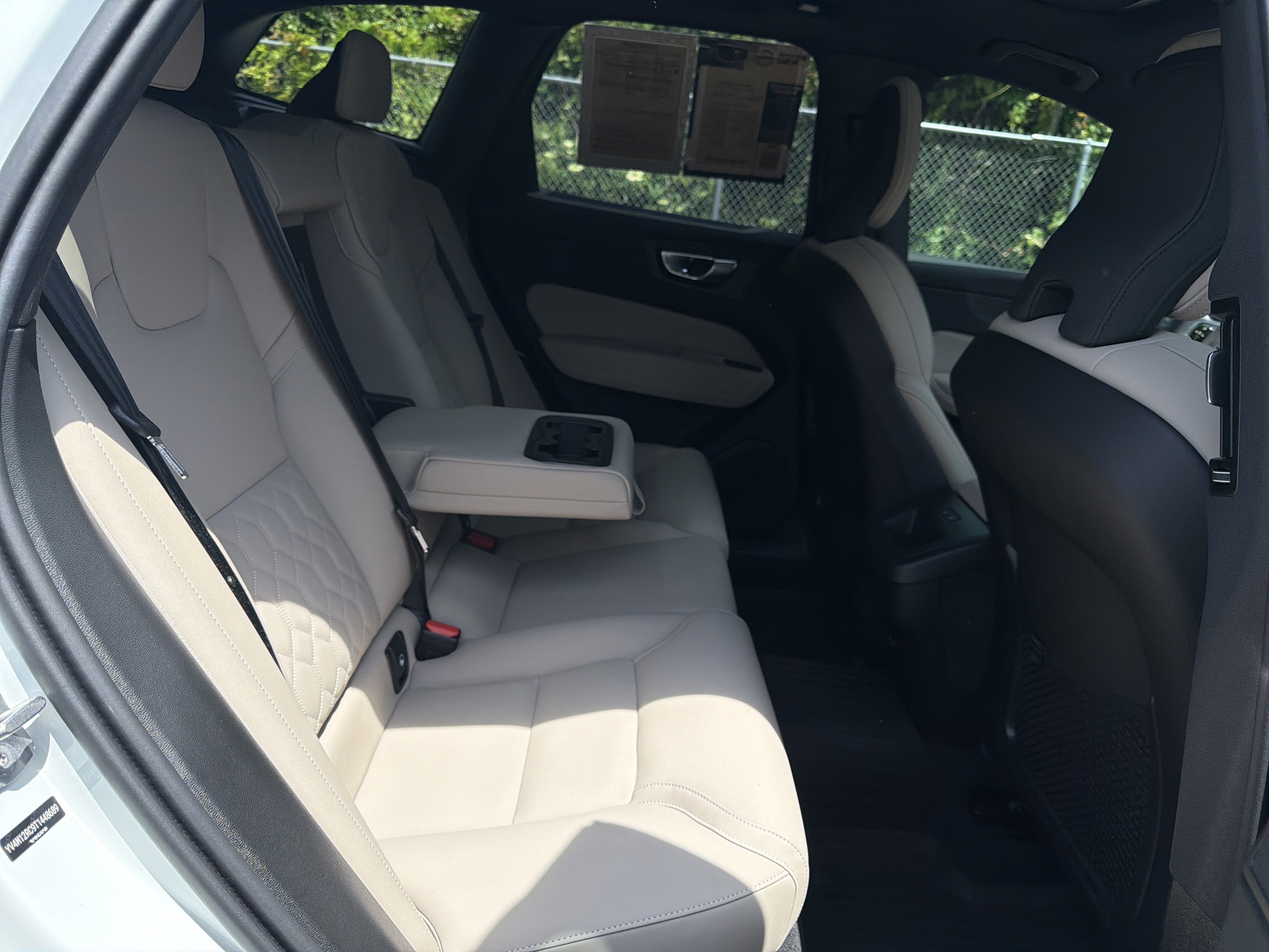 Used 2026 Volvo XC60 B5 Plus w/ Protection Package Premier AWD/4WD image 33