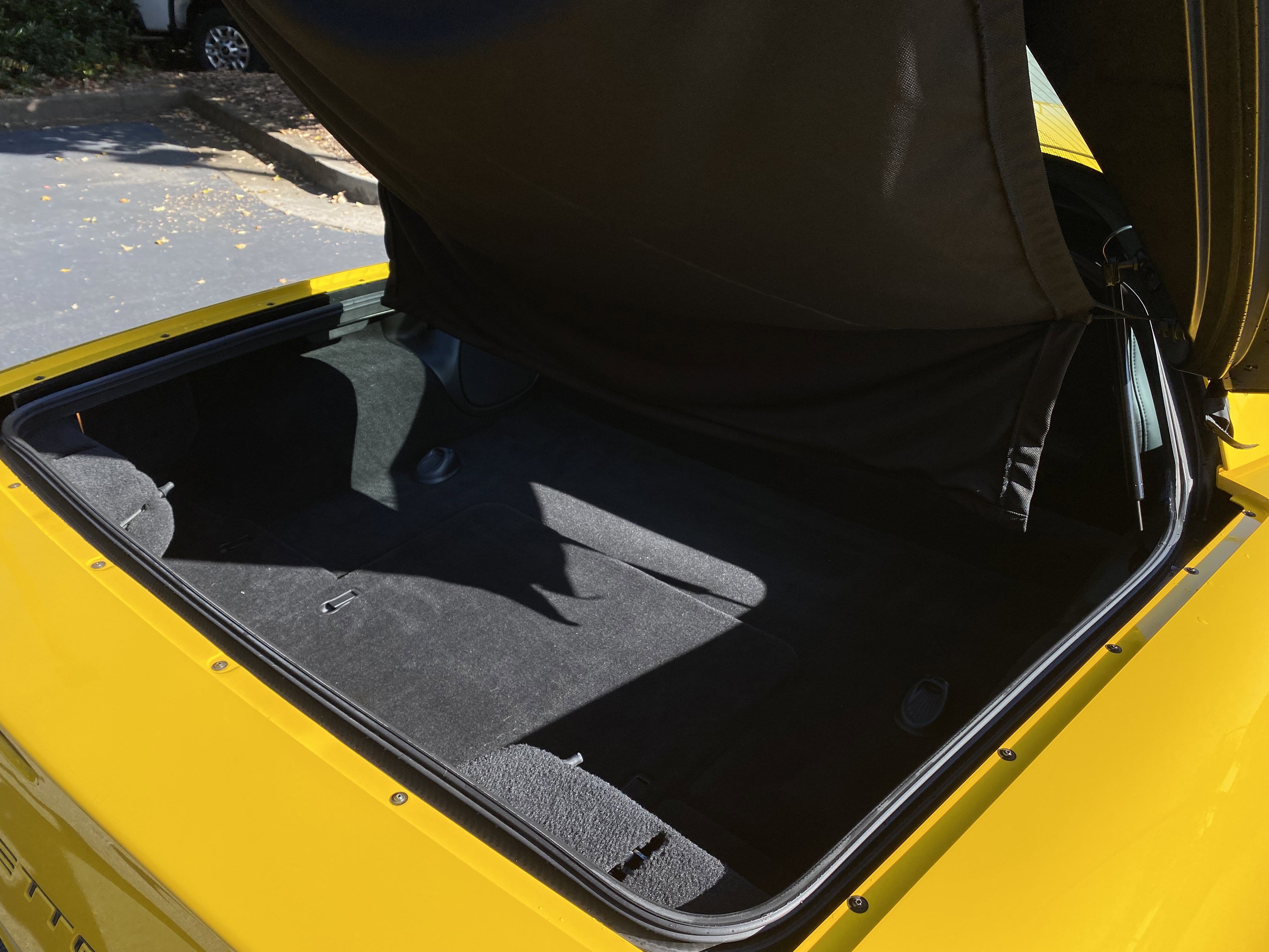 Used 2002 Chevrolet Corvette Coupe w/ Preferred Equipment Group2 image 30