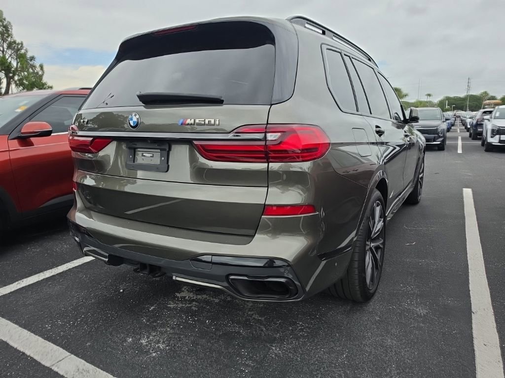 Used 2022 BMW X7 M50i AWD/4WD image 16
