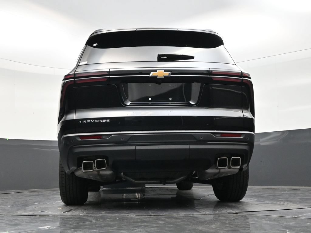 Used 2025 Chevrolet Traverse LT FWD image 22
