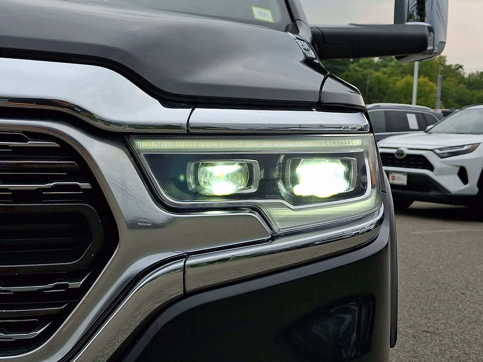 Used 2019 RAM 1500 Limited AWD/4WD image 10
