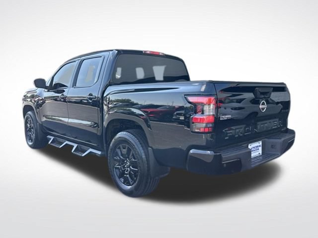 Used 2023 Nissan Frontier SV w/ Midnight Edition Package AWD/4WD image 4