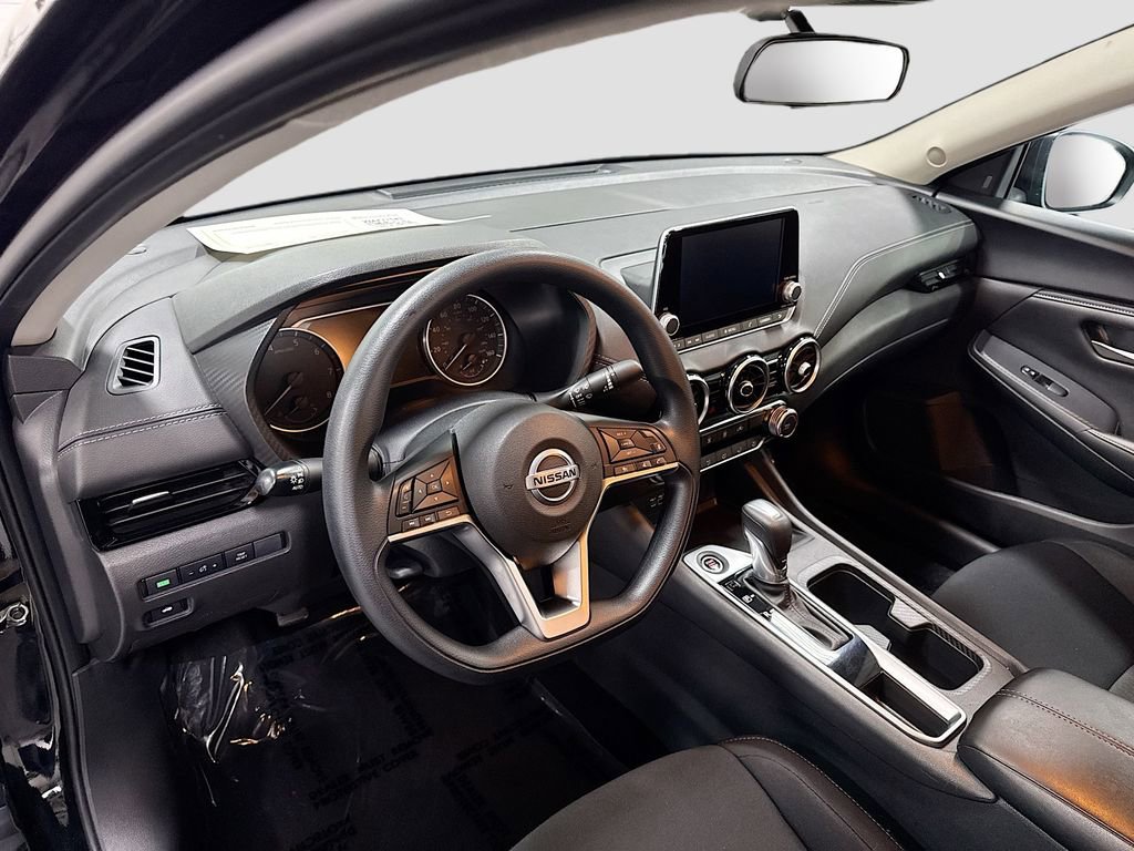 Used 2023 Nissan Sentra SV image 5