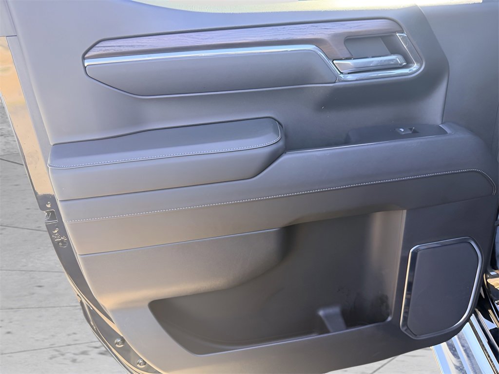 Used 2023 GMC Sierra 1500 SLT w/ SLT Premium Package image 33