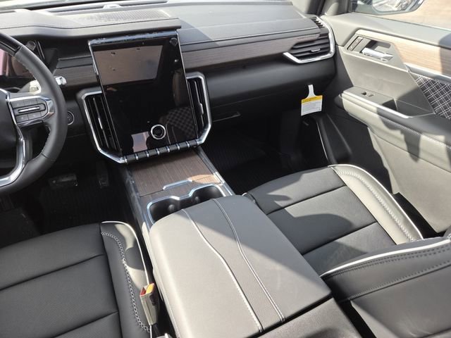 New 2026 GMC Acadia Denali w/ Super Cruise Package image 37