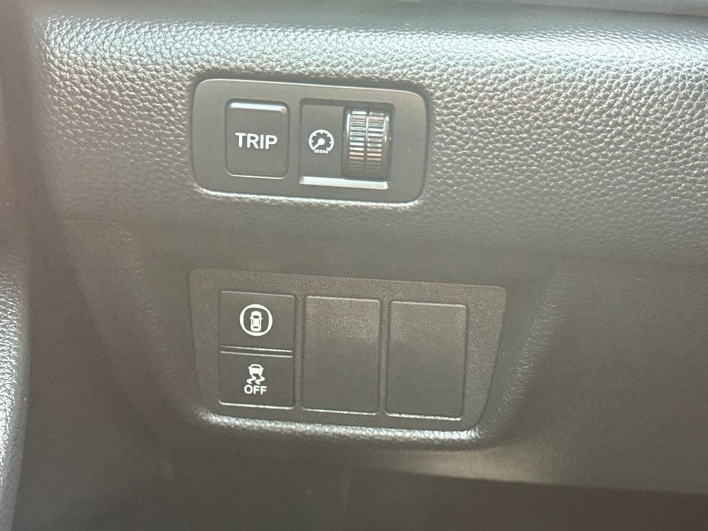 Used 2022 Honda Accord Sport image 30