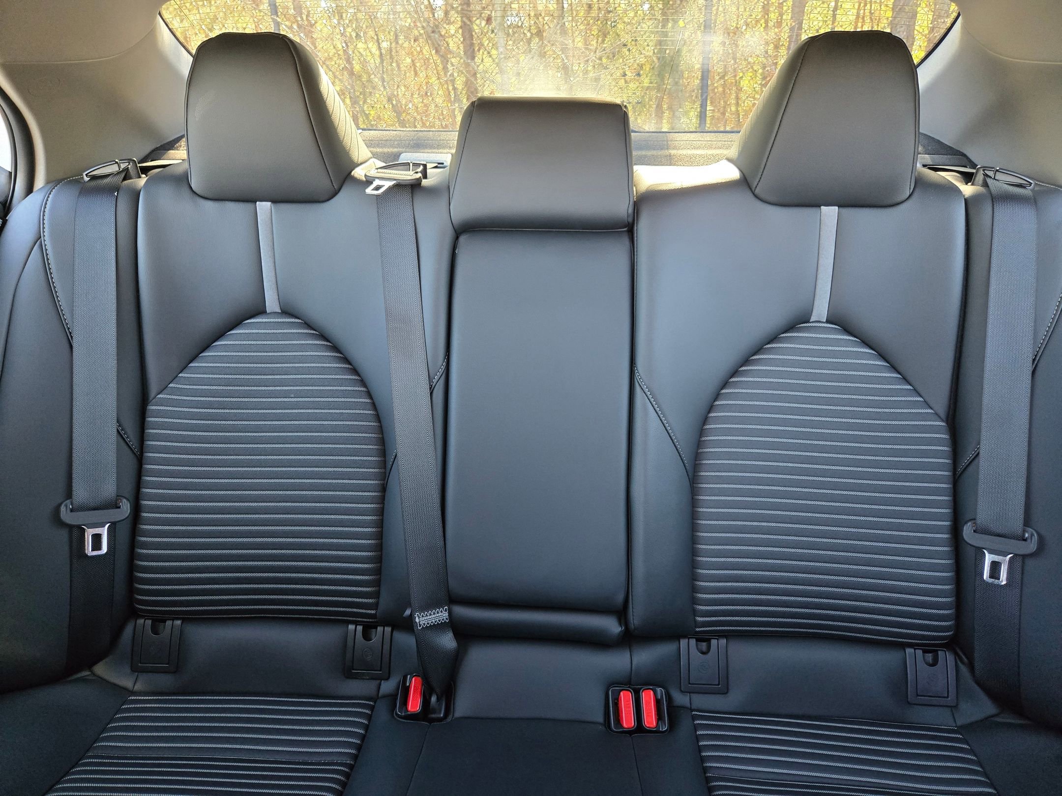 Used 2023 Toyota Camry SE image 31