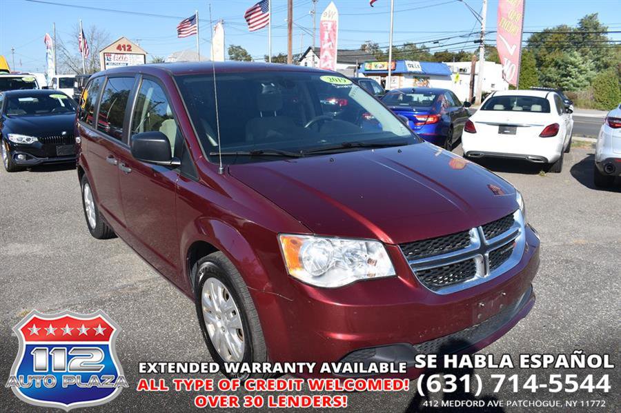 Used 2019 Dodge Grand Caravan SE w/ UConnect Hands-Free Group