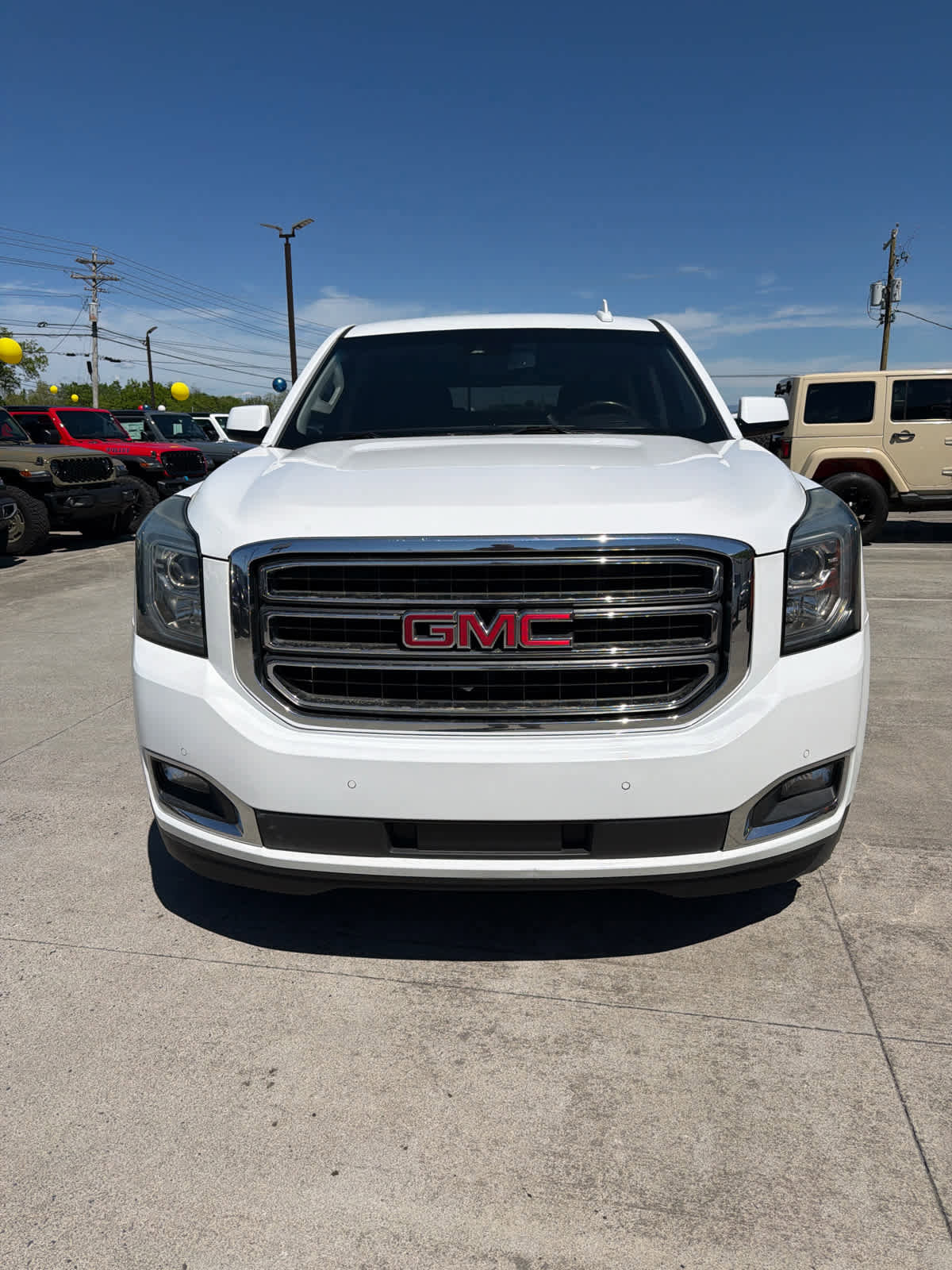 Used 2017 GMC Yukon XL SLT w/ Open Road Package AWD/4WD image 3