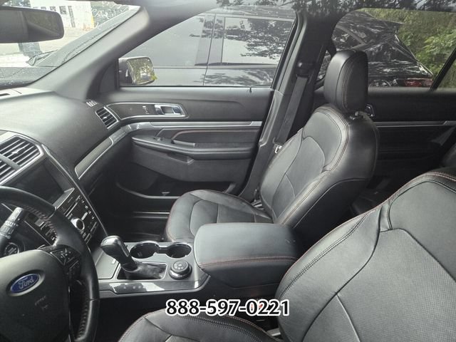 Used 2018 Ford Explorer Sport w/ Equipment Group 401A AWD/4WD image 2