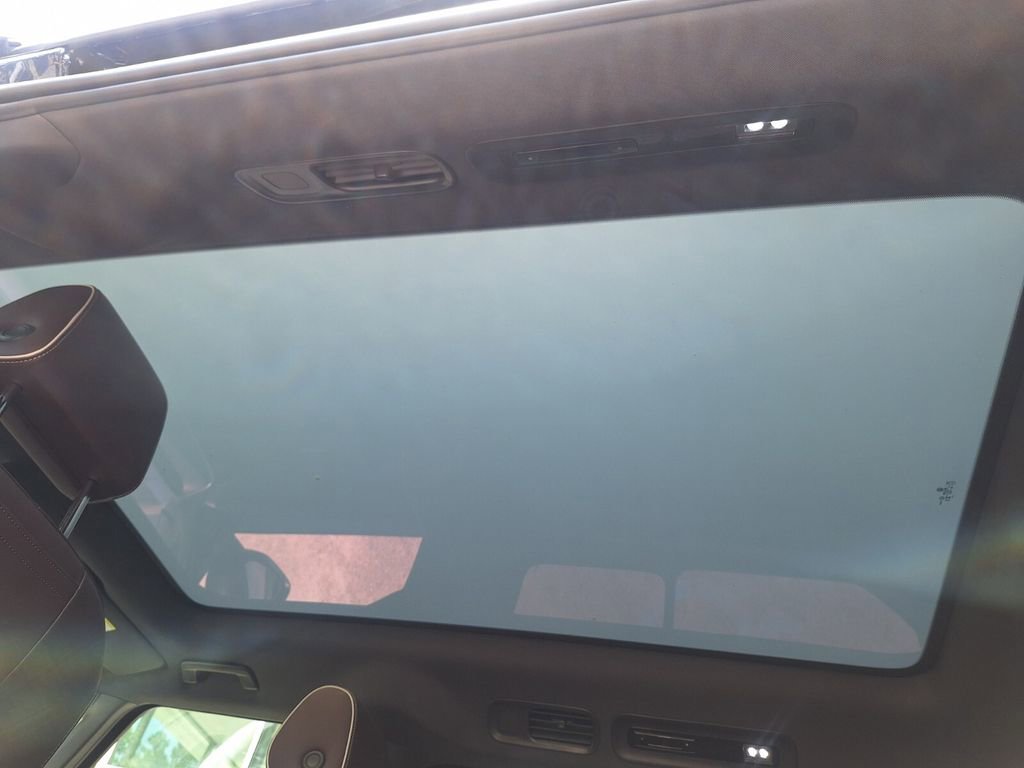 New 2025 Volkswagen ID. Buzz Pro S Plus image 21