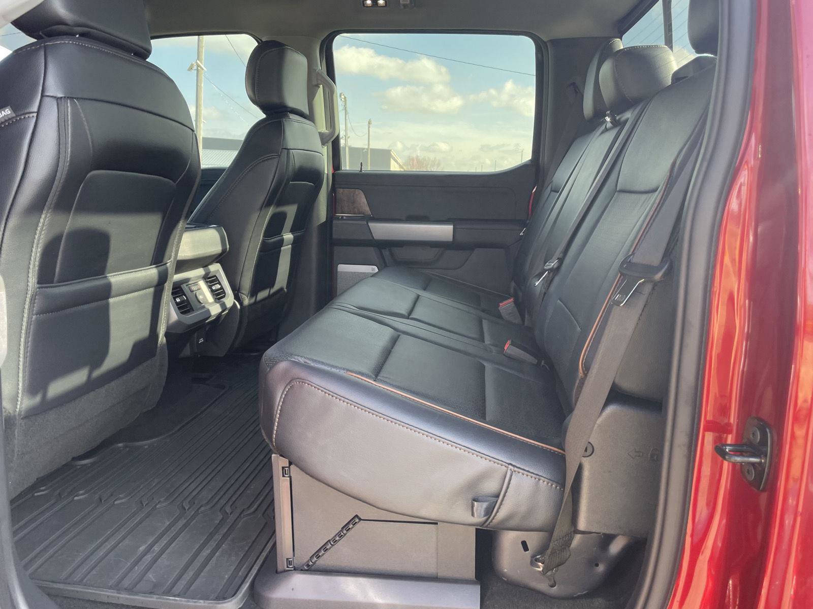 Used 2025 Ford F350 Lariat w/ Lariat Ultimate Package image 26