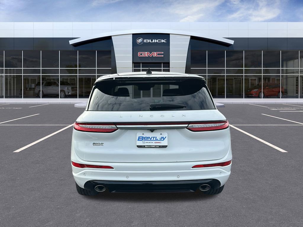 Used 2024 Lincoln Corsair FWD w/ Equipment Group 102A image 4