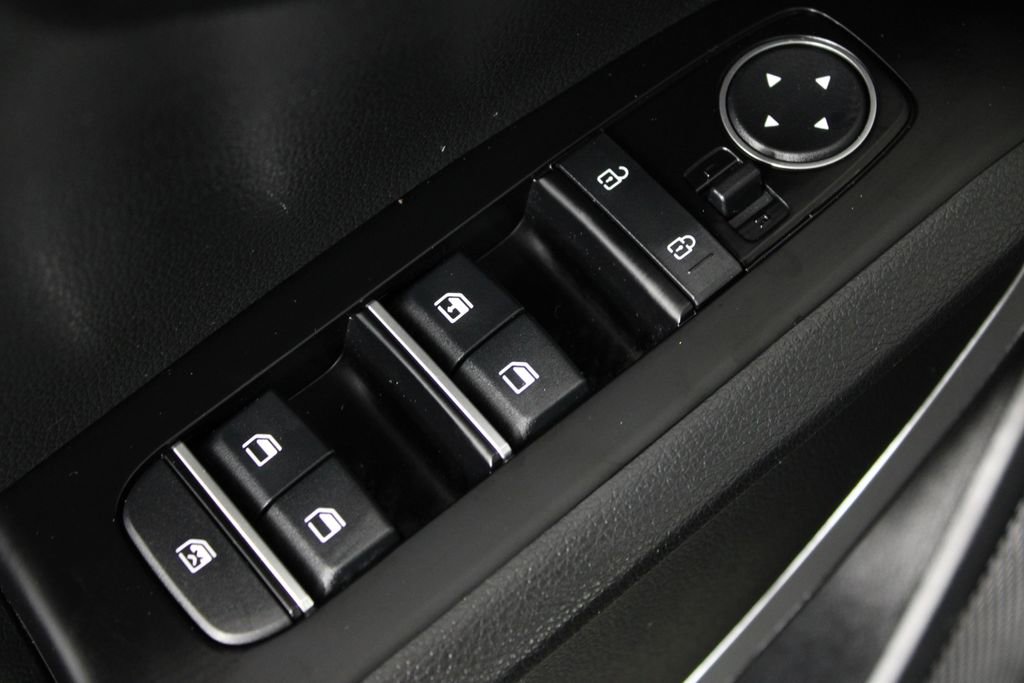 Used 2025 Kia Soul LX image 21