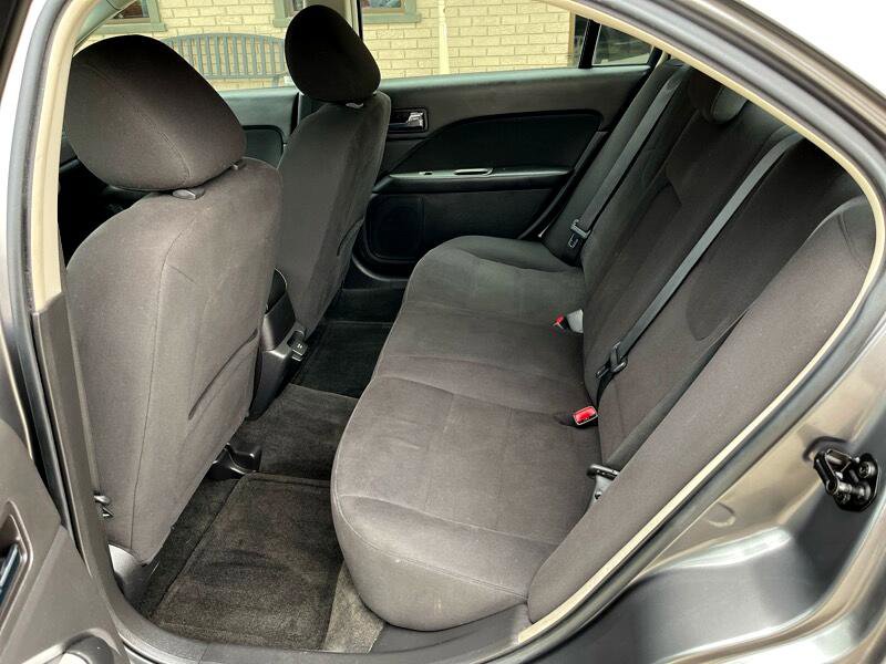 Used 2011 Ford Fusion Hybrid image 32