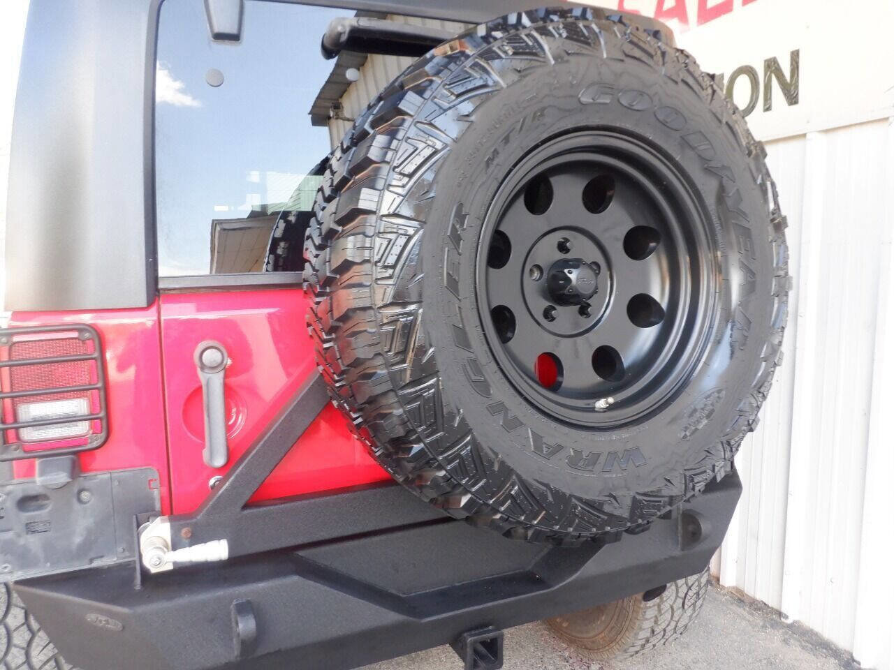 Used 2008 Jeep Wrangler Unlimited Rubicon w/ PWR Convenience Group image 11