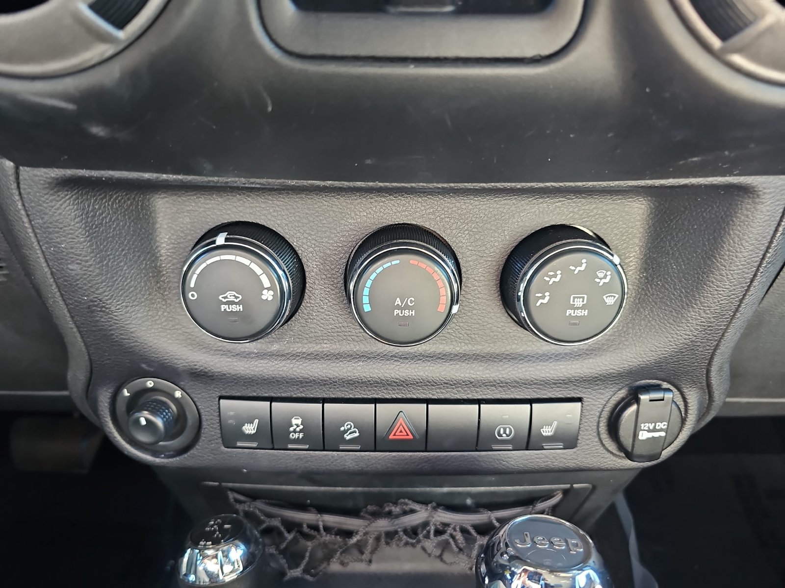 Used 2017 Jeep Wrangler Unlimited Sport w/ Quick Order Package 24S AWD/4WD image 23