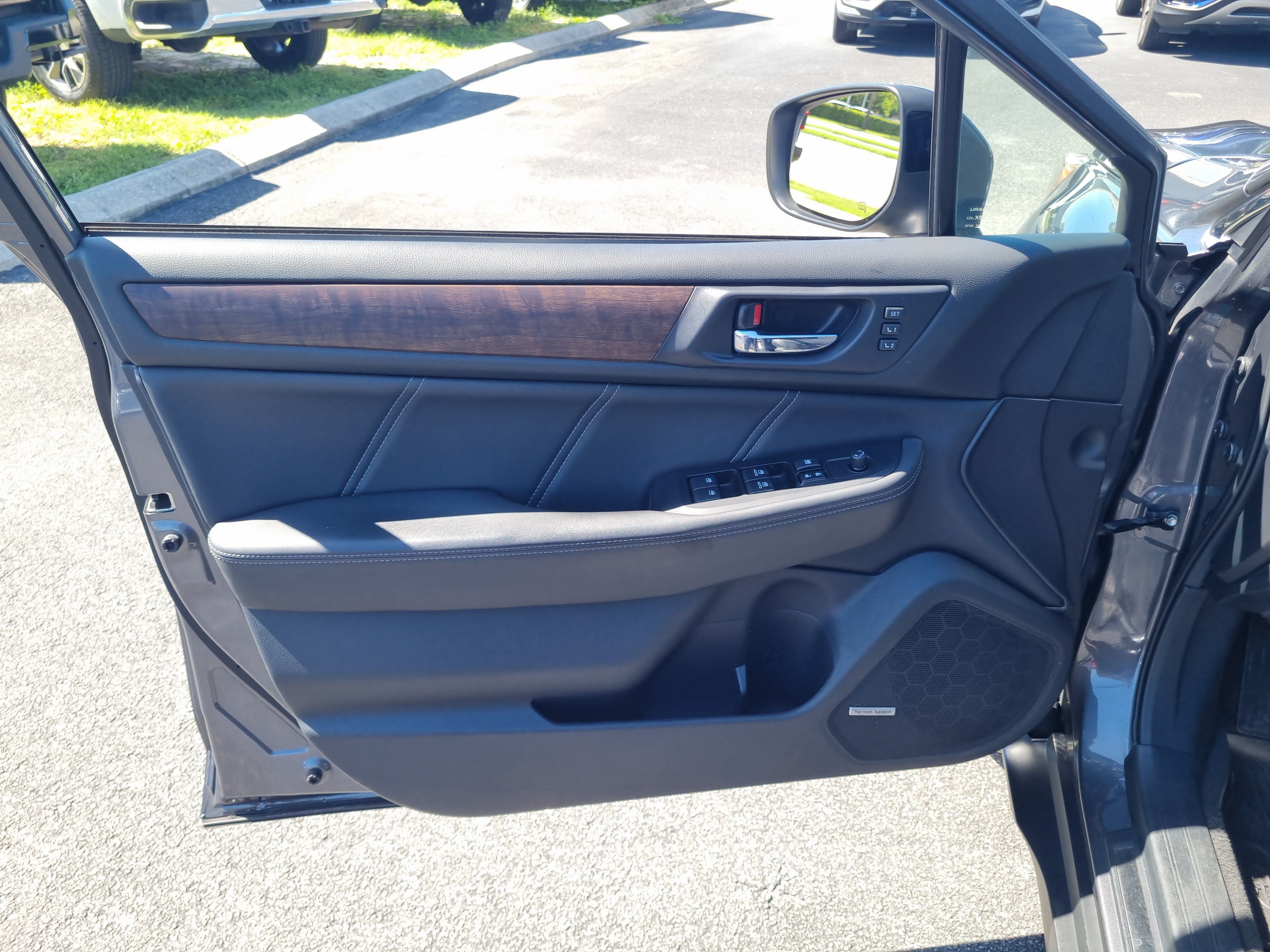 Used 2019 Subaru Outback 3.6R Limited w/ Protection Package #1 AWD/4WD image 23