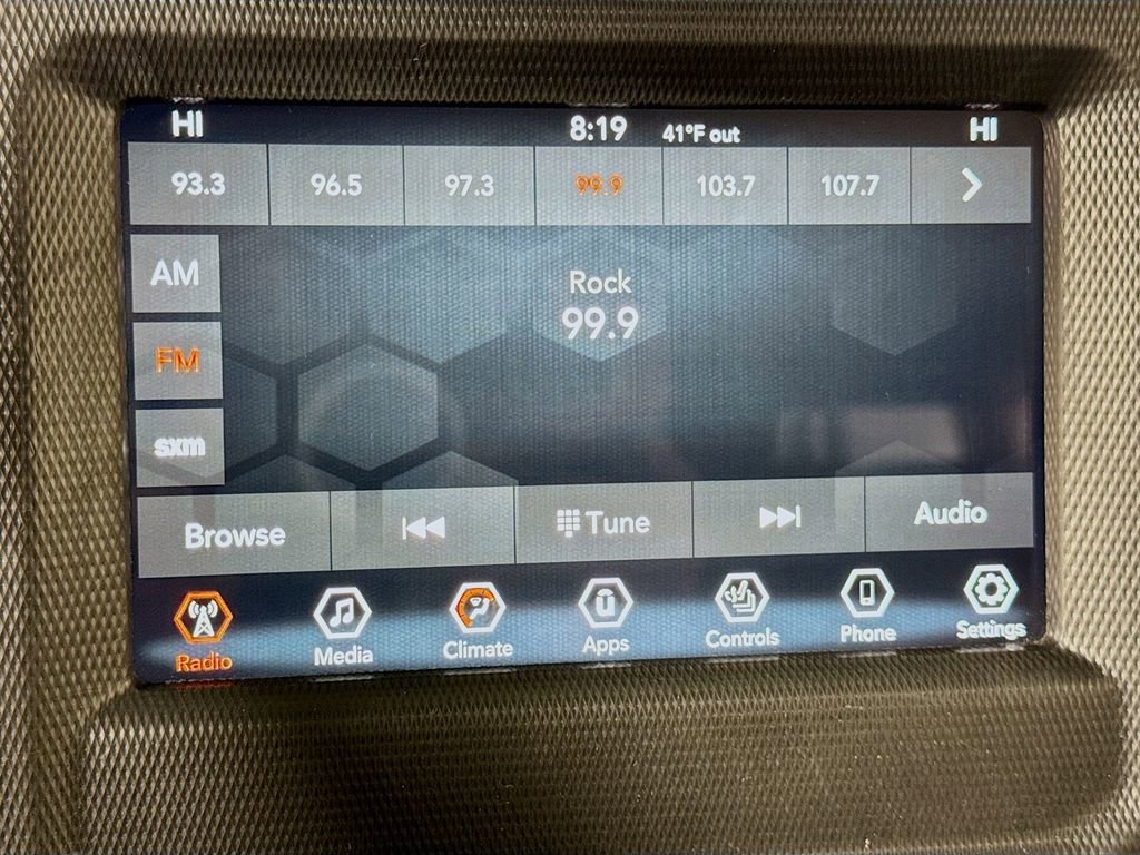 Used 2023 Jeep Wrangler Unlimited w/ Cold Weather Group image 33