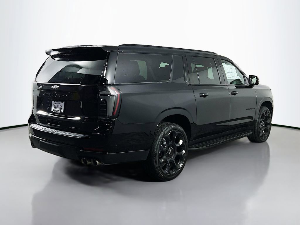 New 2026 Chevrolet Suburban RST image 5