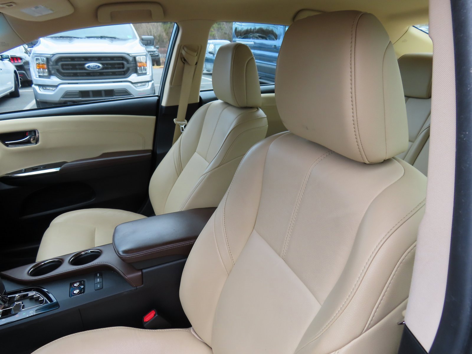 Used 2016 Toyota Avalon XLE Plus image 25