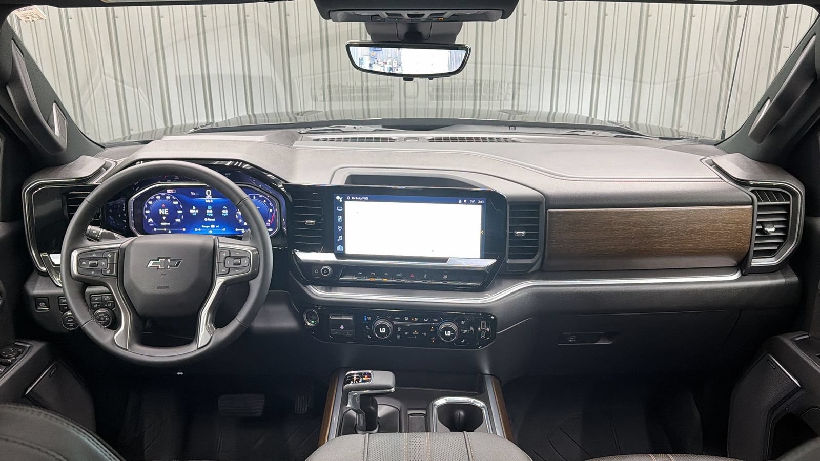 Used 2026 Chevrolet Silverado 1500 High Country w/ Midnight Edition AWD/4WD image 37