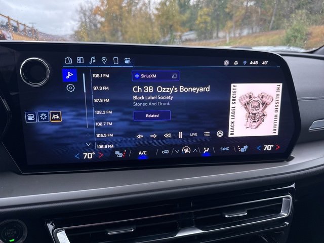 Used 2025 Chevrolet Traverse LT image 27