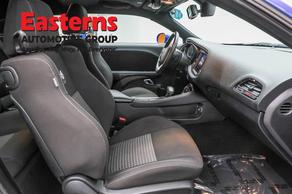 Used 2022 Dodge Challenger R/T Scat Pack w/ Scat Pack Stripe image 23