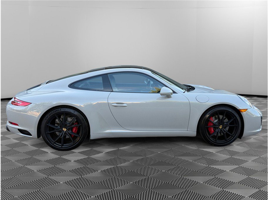 Used 2018 Porsche 911 Carrera S RWD image 6