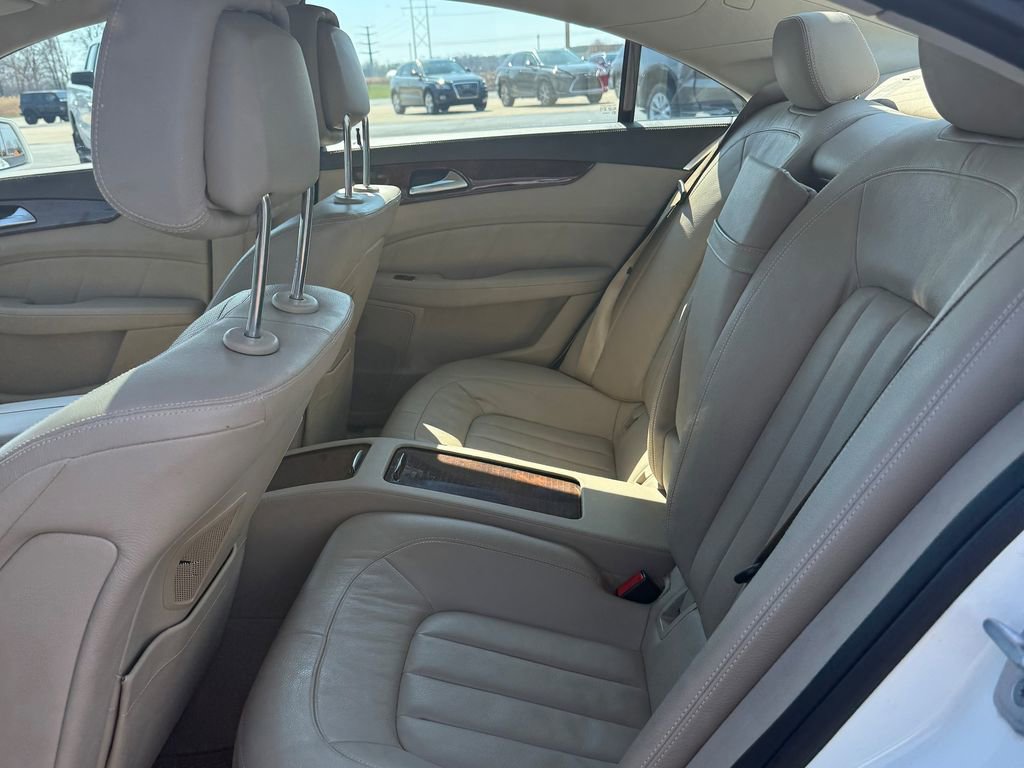 Used 2013 Mercedes-Benz CLS 550 4MATIC image 31