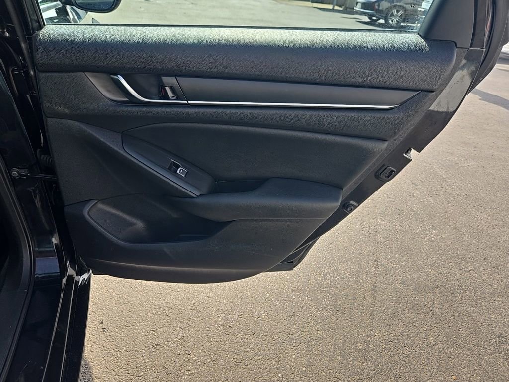 Used 2021 Honda Accord Sport image 28