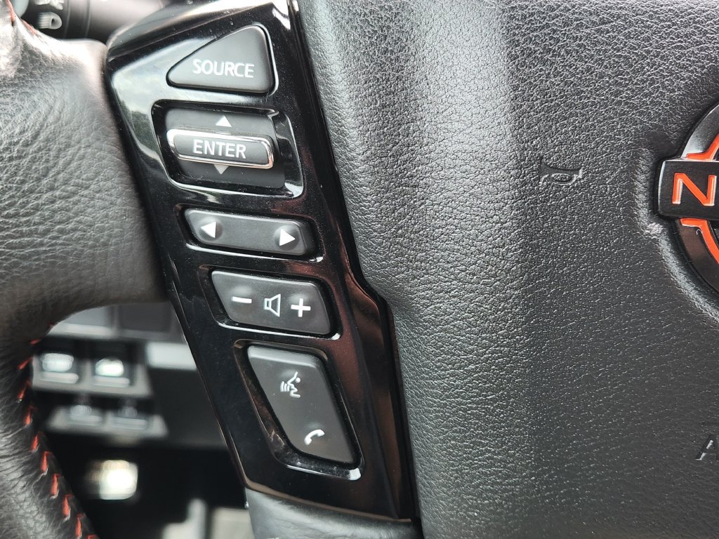 Used 2024 Nissan Frontier PRO-4X w/ Technology Package AWD/4WD image 30