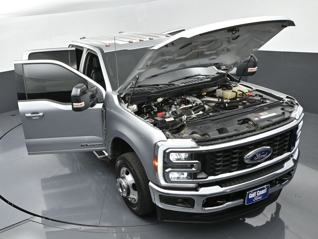Used 2024 Ford F350 Lariat image 44