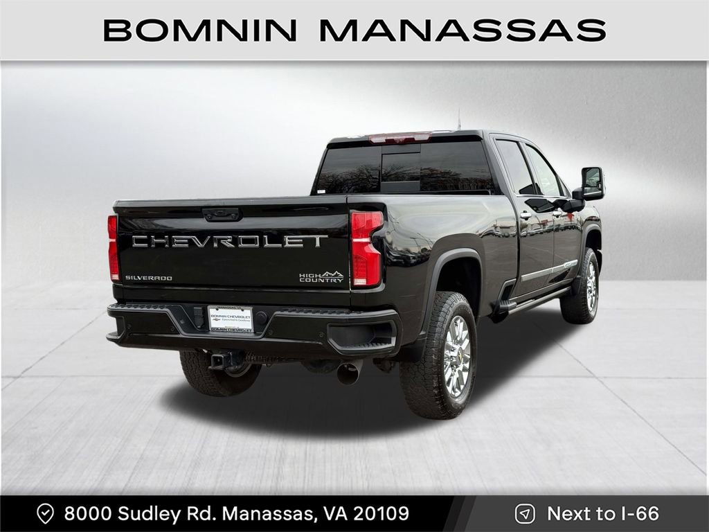 Used 2024 Chevrolet Silverado 3500 High Country w/ High Country Premium Package image 6