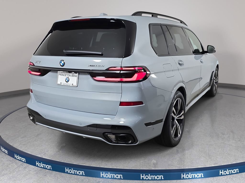 New 2026 BMW X7 xDrive40i w/ Executive Package image 5