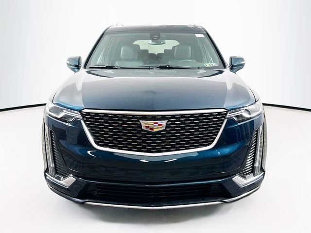 New 2025 Cadillac XT6 Luxury AWD/4WD image 2