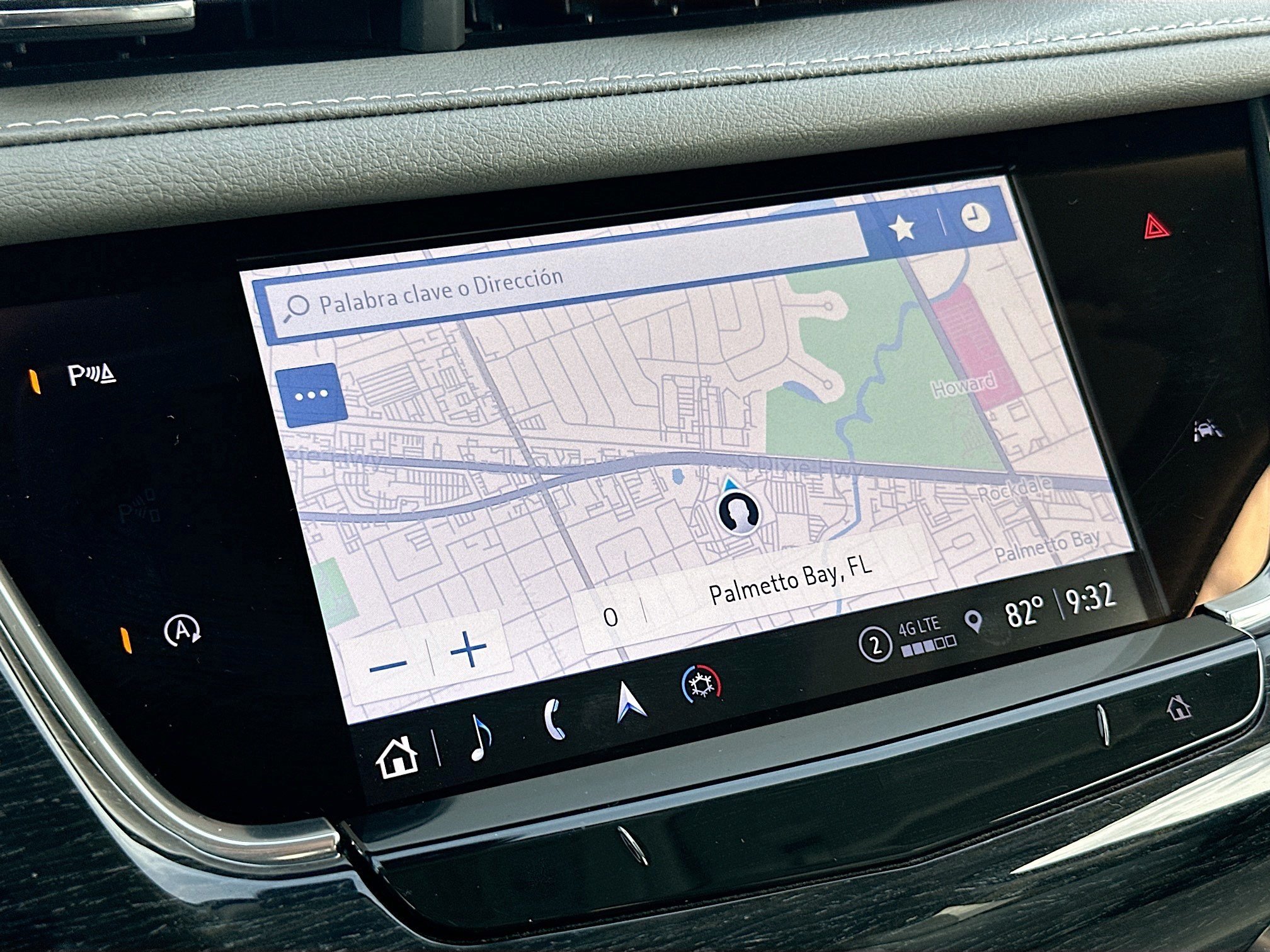 Used 2023 Cadillac XT6 Premium Luxury FWD image 12