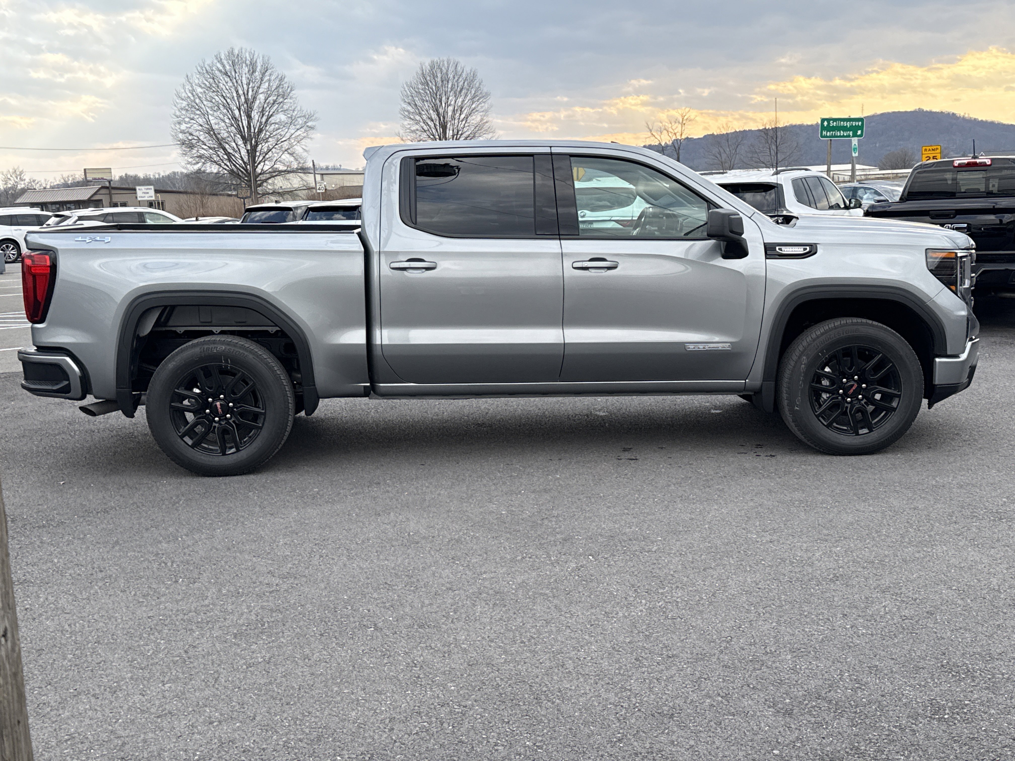 New 2026 GMC Sierra 1500 Elevation image 2